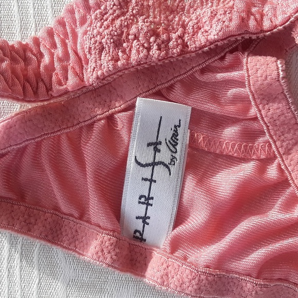 🌴3/$10 NWOT Parisa thong - Picture 3 of 6